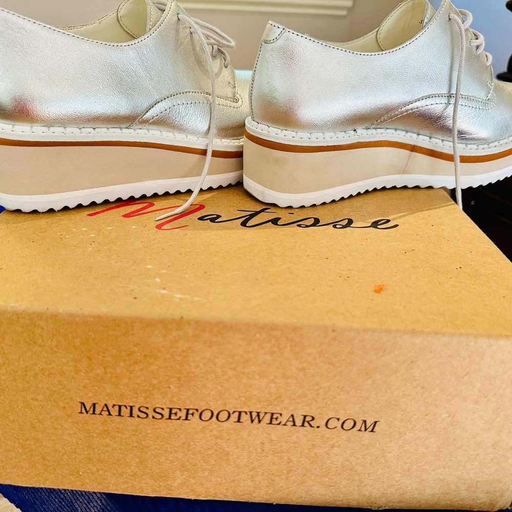 Matisse Women's Silver Platform Loafers